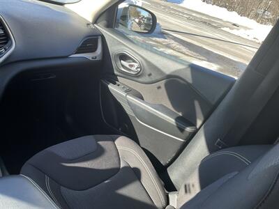 2015 Jeep Cherokee Latitude   - Photo 17 - Acton, MA 01720