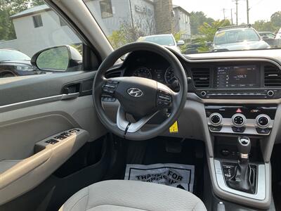 2019 Hyundai ELANTRA SEL   - Photo 15 - Acton, MA 01720