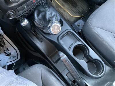 2017 Jeep Wrangler Unlimited Sport S   - Photo 30 - Acton, MA 01720