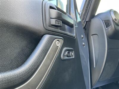 2017 Jeep Wrangler Unlimited Sport S   - Photo 16 - Acton, MA 01720