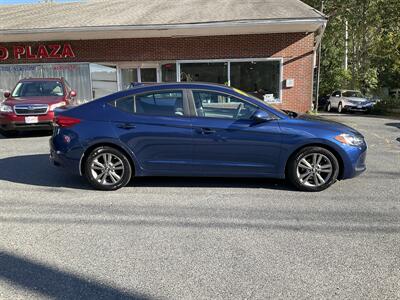 2017 Hyundai ELANTRA SE   - Photo 4 - Acton, MA 01720