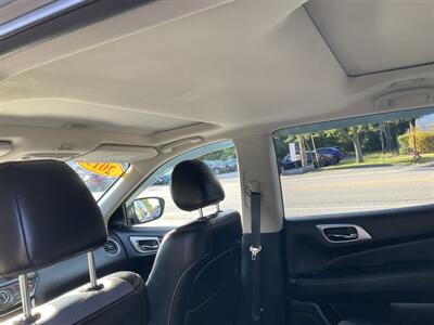 2019 Nissan Pathfinder SL   - Photo 16 - Acton, MA 01720