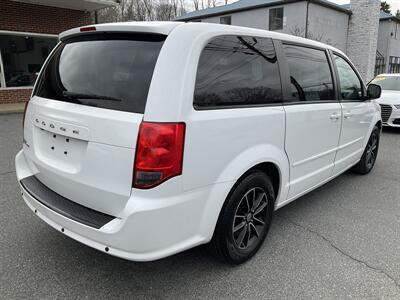2017 Dodge Grand Caravan SE Plus - Photo 5 - Acton, MA 01720