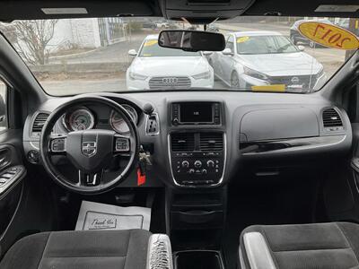 2017 Dodge Grand Caravan SE Plus - Photo 16 - Acton, MA 01720