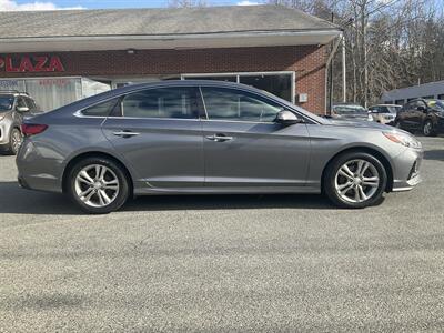 2018 Hyundai SONATA Limited   - Photo 4 - Acton, MA 01720