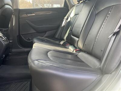 2018 Hyundai SONATA Limited   - Photo 15 - Acton, MA 01720