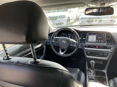 2018 Hyundai SONATA Limited   - Photo 18 - Acton, MA 01720
