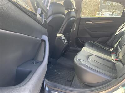 2018 Hyundai SONATA Limited   - Photo 14 - Acton, MA 01720