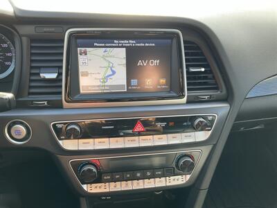 2018 Hyundai SONATA Limited   - Photo 29 - Acton, MA 01720