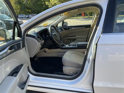2018 Ford Fusion SE   - Photo 13 - Acton, MA 01720