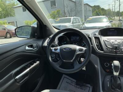 2015 Ford Escape SE   - Photo 15 - Acton, MA 01720