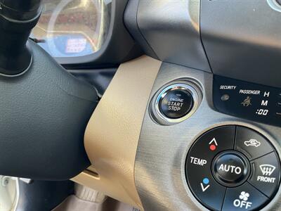 2011 Toyota RAV4 Limited   - Photo 28 - Acton, MA 01720