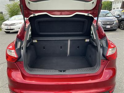 2013 Ford Focus SE   - Photo 10 - Acton, MA 01720