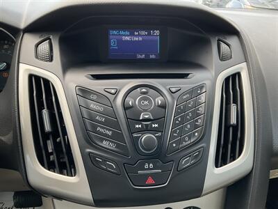 2013 Ford Focus SE   - Photo 18 - Acton, MA 01720