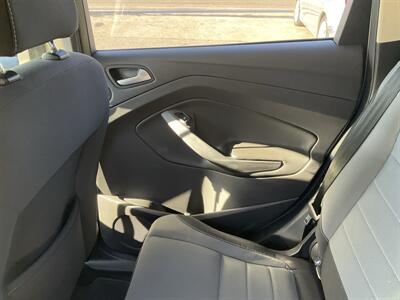2016 Ford Escape SE   - Photo 15 - Acton, MA 01720