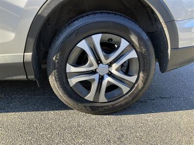 2017 Toyota RAV4 LE   - Photo 9 - Acton, MA 01720