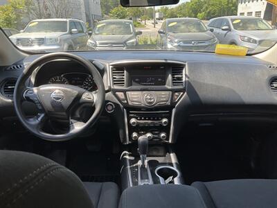 2017 Nissan Pathfinder S   - Photo 15 - Acton, MA 01720
