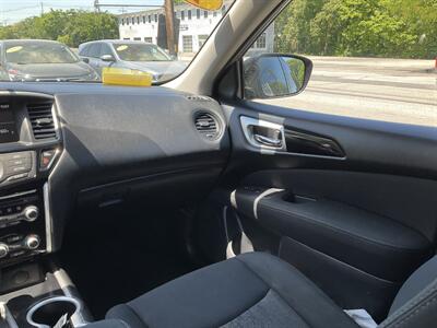 2017 Nissan Pathfinder S   - Photo 16 - Acton, MA 01720