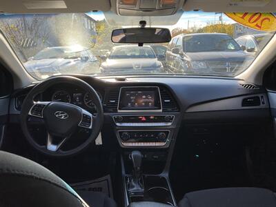 2019 Hyundai SONATA SE   - Photo 12 - Acton, MA 01720