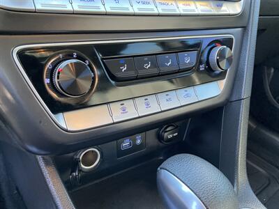 2019 Hyundai SONATA SE   - Photo 19 - Acton, MA 01720