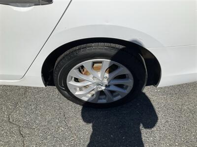 2019 Nissan Sentra SV   - Photo 11 - Acton, MA 01720