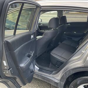 2018 Kia Sportage LX   - Photo 12 - Acton, MA 01720