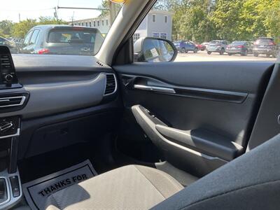 2021 Kia Seltos LX   - Photo 15 - Acton, MA 01720