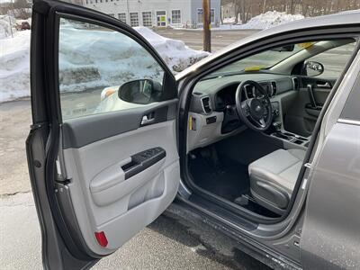 2018 Kia Sportage LX   - Photo 19 - Acton, MA 01720