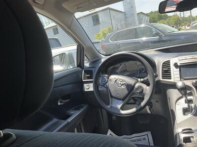 2015 Toyota Venza LE   - Photo 13 - Acton, MA 01720
