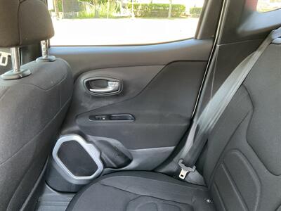 2018 Jeep Renegade Latitude - Photo 16 - Acton, MA 01720