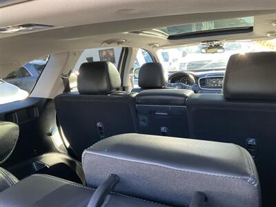2020 Kia Sorento EX V6 - Photo 12 - Acton, MA 01720
