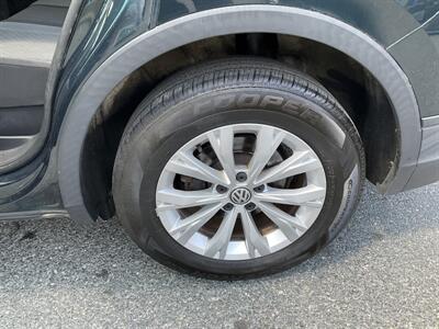 2018 Volkswagen Tiguan 2.0T S 4Motion - Photo 13 - Acton, MA 01720