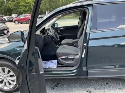 2018 Volkswagen Tiguan 2.0T S 4Motion - Photo 14 - Acton, MA 01720