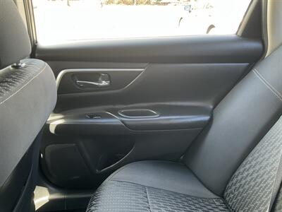 2016 Nissan Altima 2.5 SV - Photo 16 - Acton, MA 01720