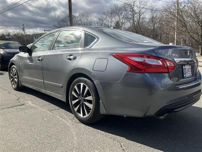 2016 Nissan Altima 2.5 SV - Photo 7 - Acton, MA 01720