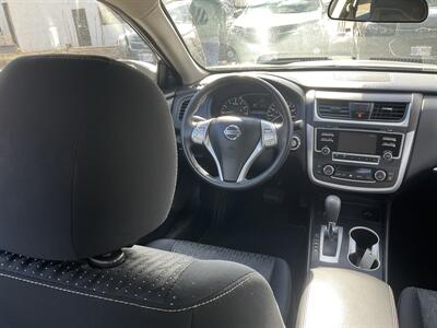 2016 Nissan Altima 2.5 SV - Photo 18 - Acton, MA 01720