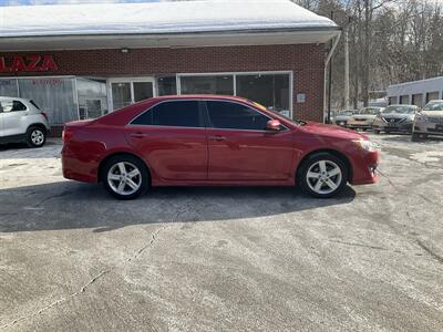 2014 Toyota Camry SE   - Photo 4 - Acton, MA 01720