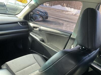 2014 Toyota Camry SE   - Photo 18 - Acton, MA 01720