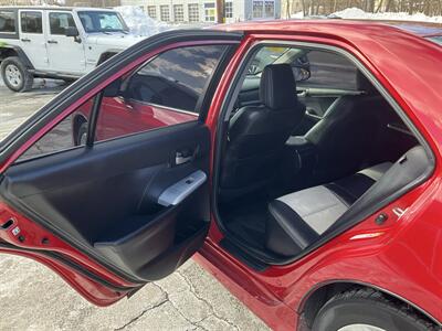 2014 Toyota Camry SE   - Photo 12 - Acton, MA 01720