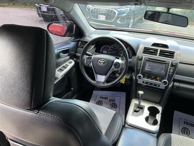 2014 Toyota Camry SE   - Photo 19 - Acton, MA 01720