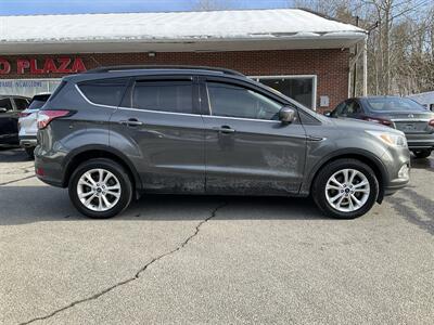 2018 Ford Escape SE   - Photo 4 - Acton, MA 01720