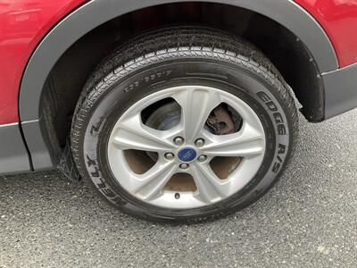 2014 Ford Escape SE   - Photo 8 - Acton, MA 01720