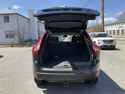 2013 Volvo XC60 3.2   - Photo 12 - Acton, MA 01720