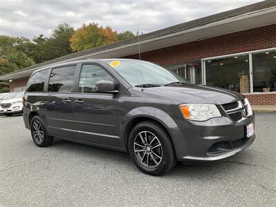 2015 Dodge Grand Caravan SXT   - Photo 3 - Acton, MA 01720