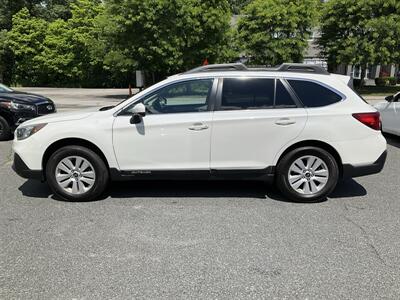 2018 Subaru Outback 2.5i Premium   - Photo 8 - Acton, MA 01720