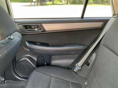 2018 Subaru Outback 2.5i Premium   - Photo 17 - Acton, MA 01720