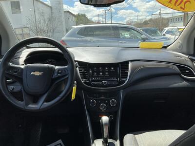 2018 Chevrolet Trax LT   - Photo 13 - Acton, MA 01720