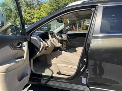 2015 Nissan Rogue SV   - Photo 14 - Acton, MA 01720