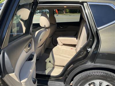 2015 Nissan Rogue SV   - Photo 13 - Acton, MA 01720
