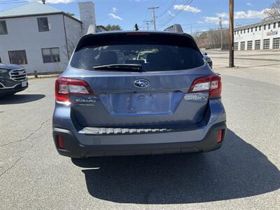 2018 Subaru Outback 2.5i Premium   - Photo 6 - Acton, MA 01720
